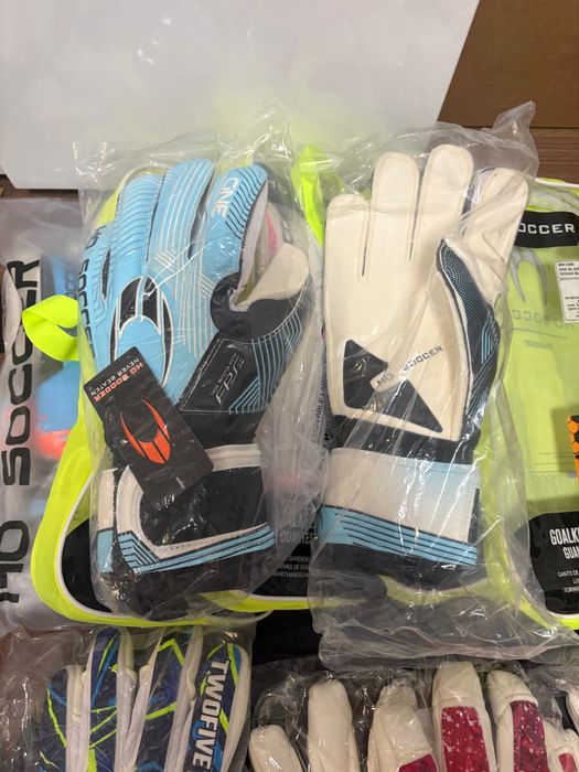 Вратарски ръкавици Uhlsport/Titan/twofive/HO  - размери 8,9,10