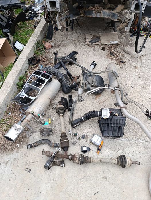 Продавам Пежо 307sw 2.0i на части