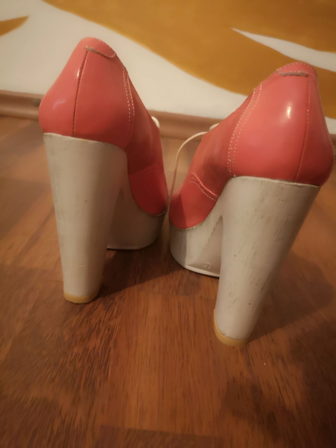 Pantofi coral piele naturala nr 37