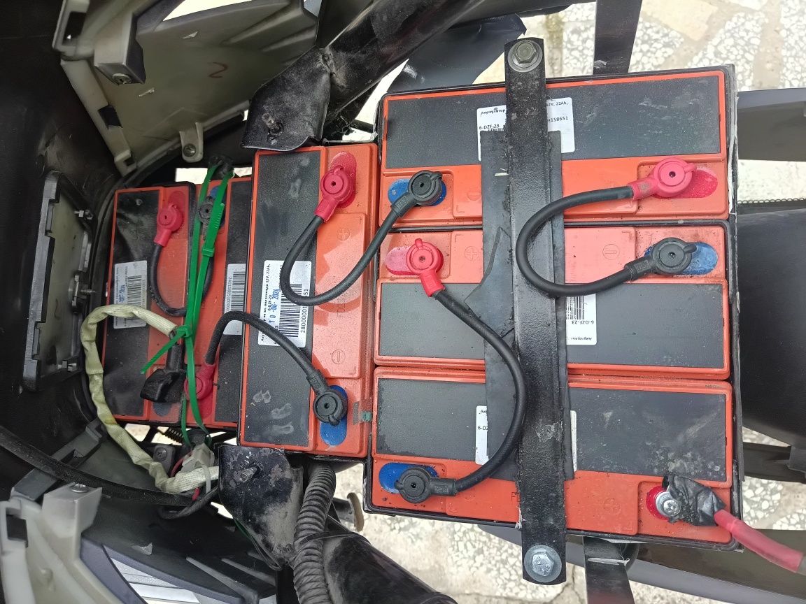 Електрически скутер/мотопед 72V 22Ah 70 km/h