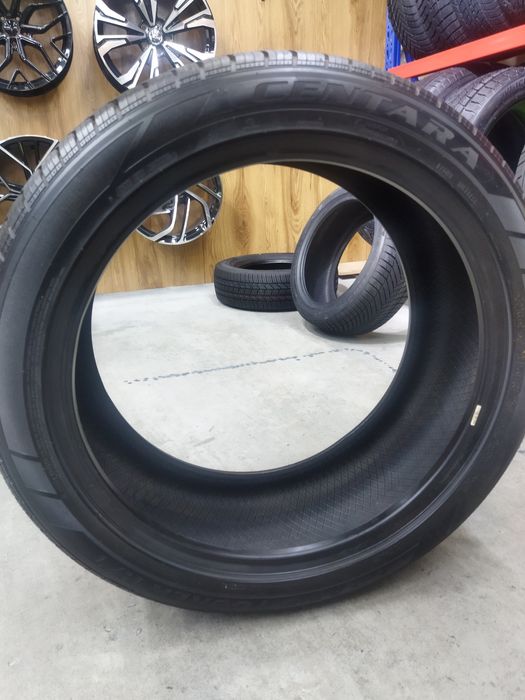 Centra Grandtaure 265/45/21