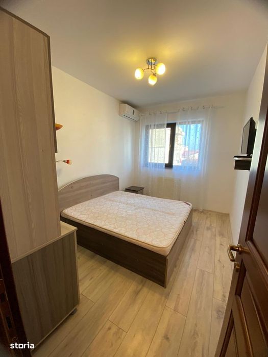 Garsoniera spatioasa bloc nou zona Mall