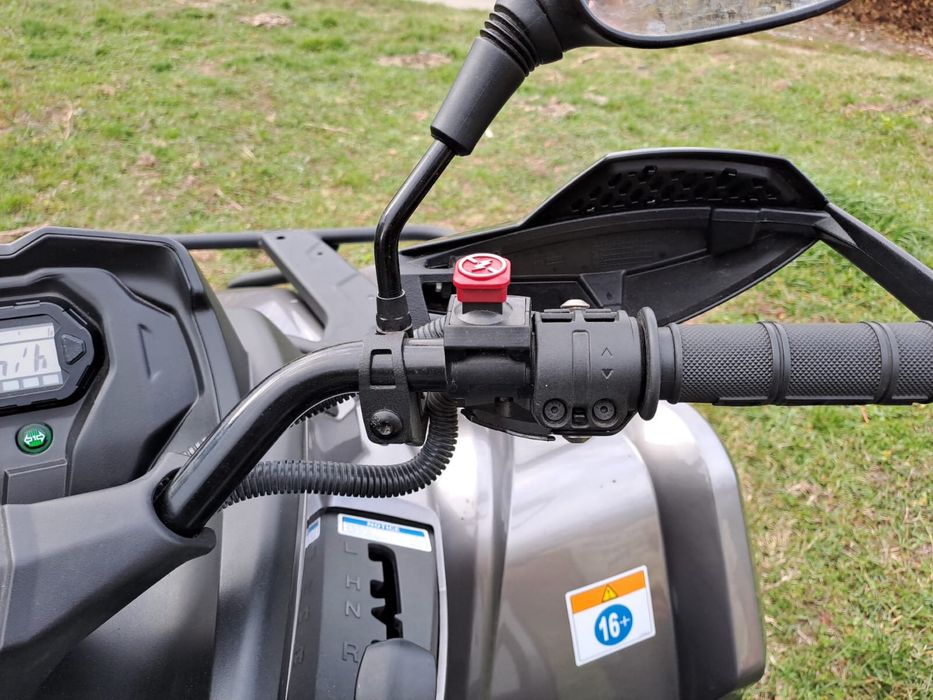 Vând Can-Am Outlander 570Max XT