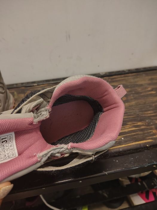 нови водонепропускливи водоустойчиви боти 31 номер Reserved