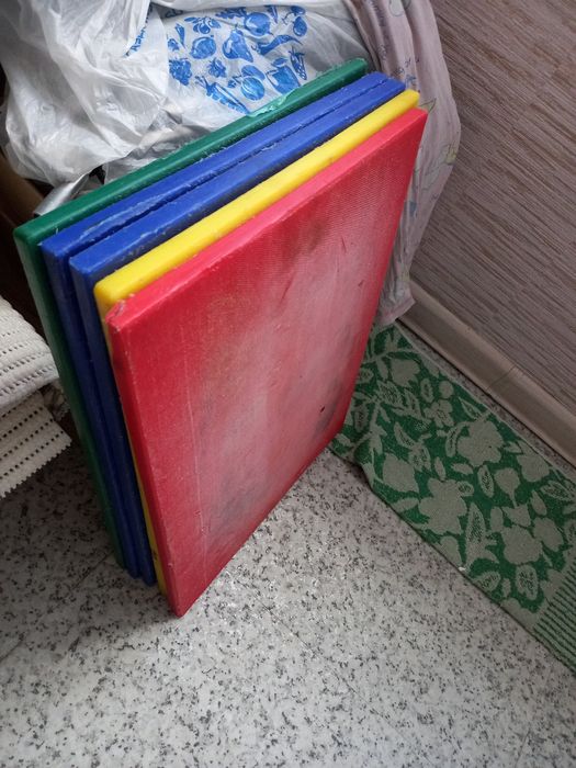 Продам пластиковые кухонные доски