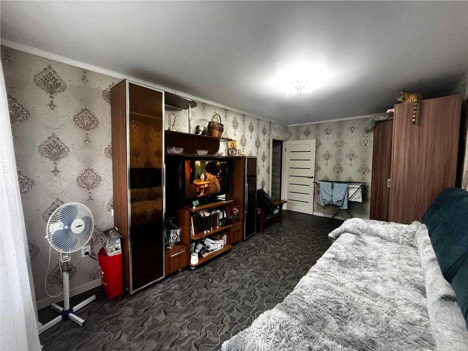 Продам 1-комнатную квартиру в 17-микр. Срочно! Не в залоге!