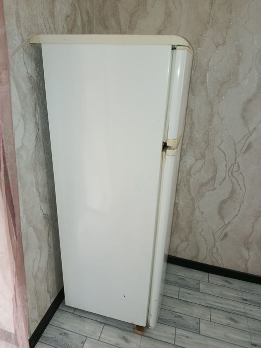 Продается холодильник Snaige