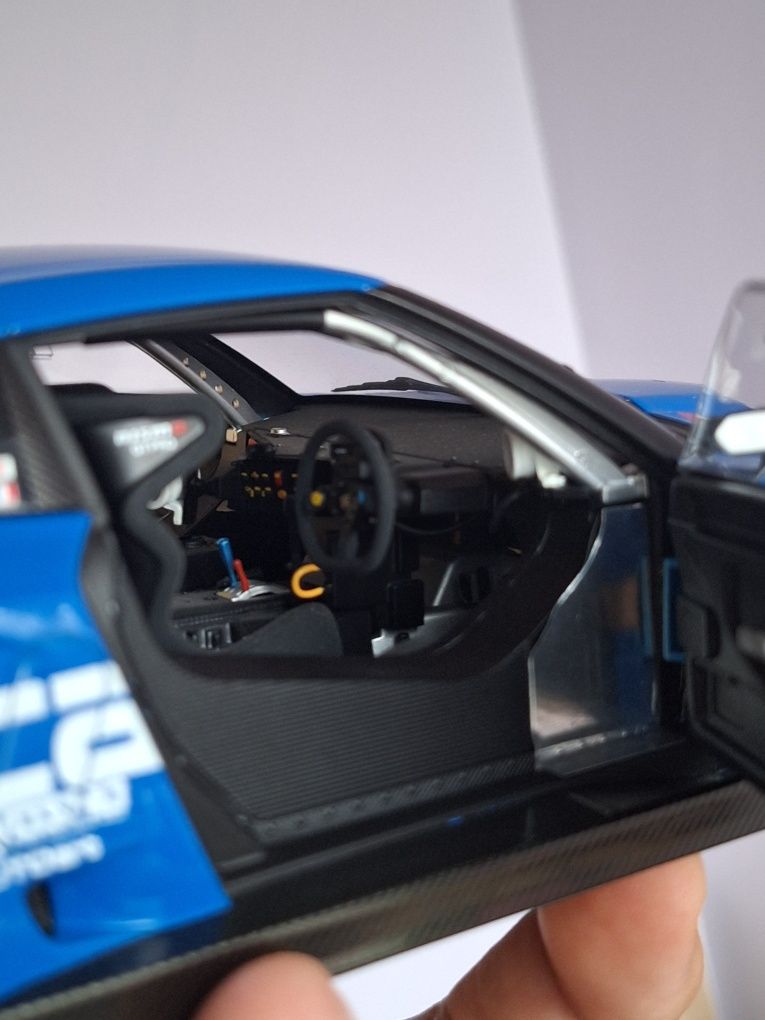 Calsonic GTR R35 1/18 Autoart Signature