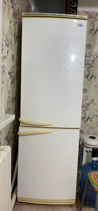 Холодильник хорошем состоянии