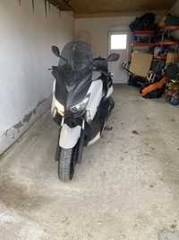 Yamaha x max 400