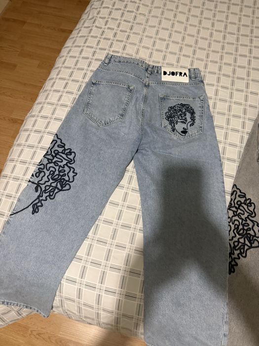 Предлагам страхотни дънки на марката Джофра