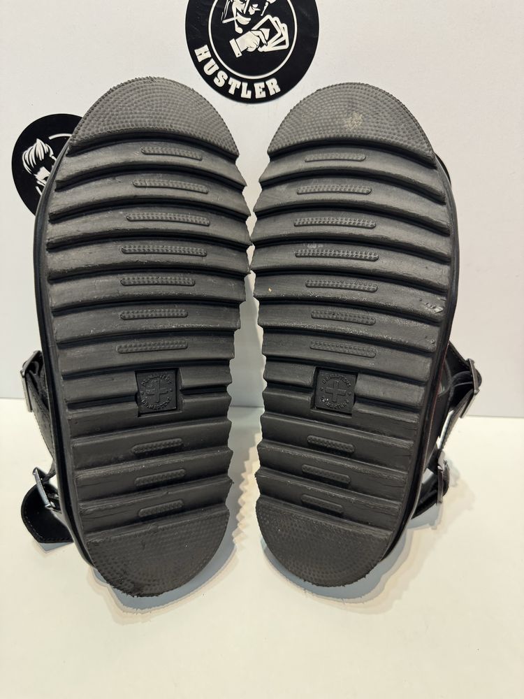 Сандали DR.MARTENS .Номер 40