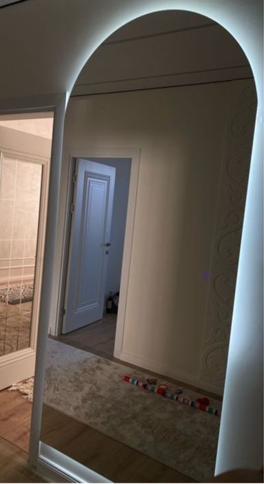 Зеркало с подсветкой новое  100*220