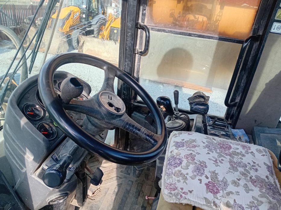 Vola CATERPILLAR / CAT 8.7 tone 2005