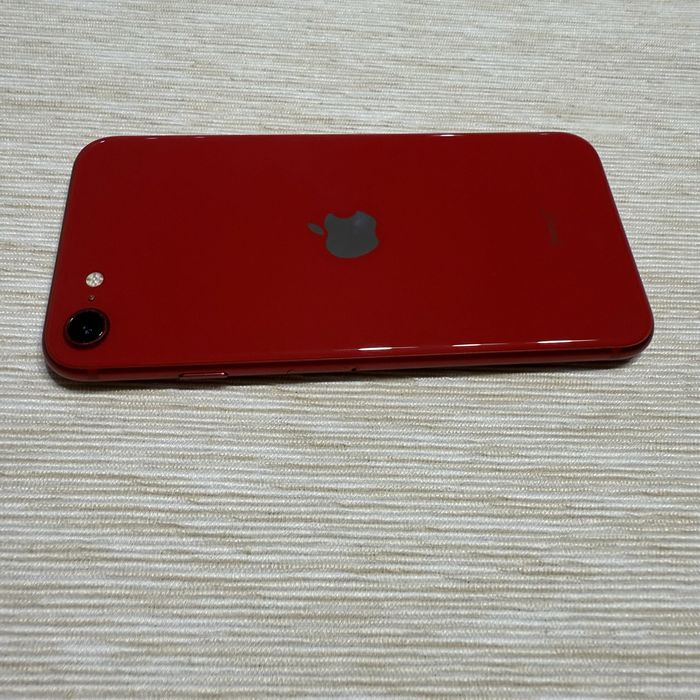 iPhone SE2 Product Red 64GB
