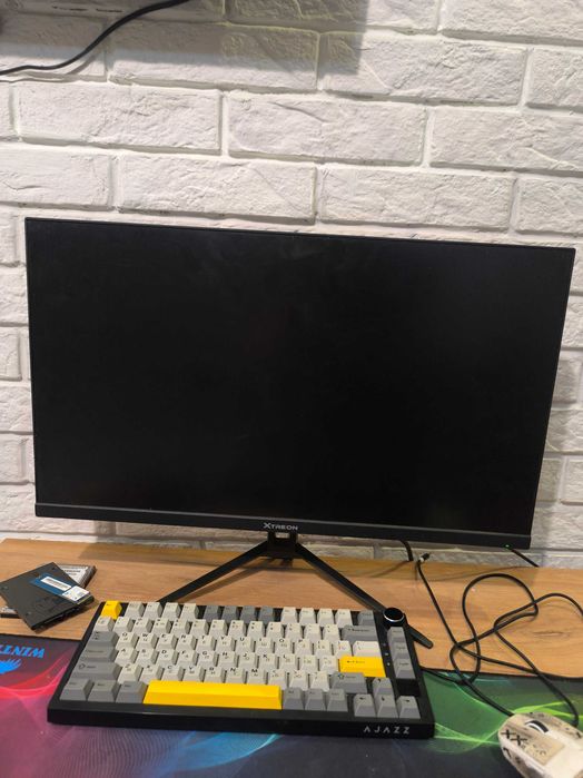 Монитор 300гц в идеальном состоянии