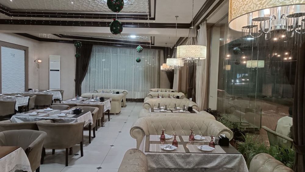 Кафе,Клуб,Миллий таомлар Чилонзорда Аренда Хар битта этажи 2900$