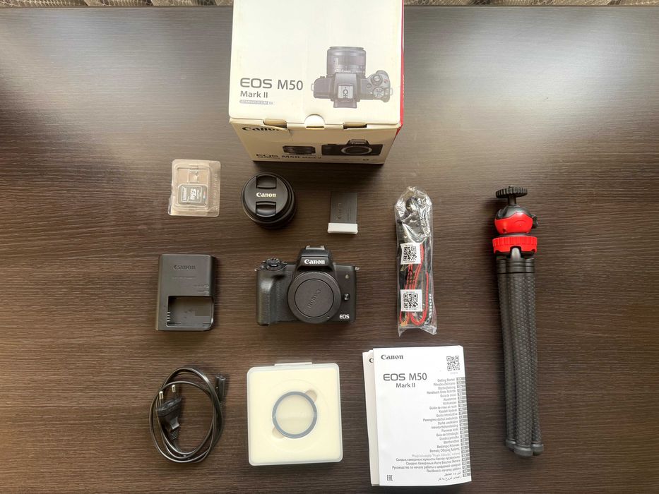 Продам Canon EOS M50 Mark II Kit 15-45mm | Полный комплект