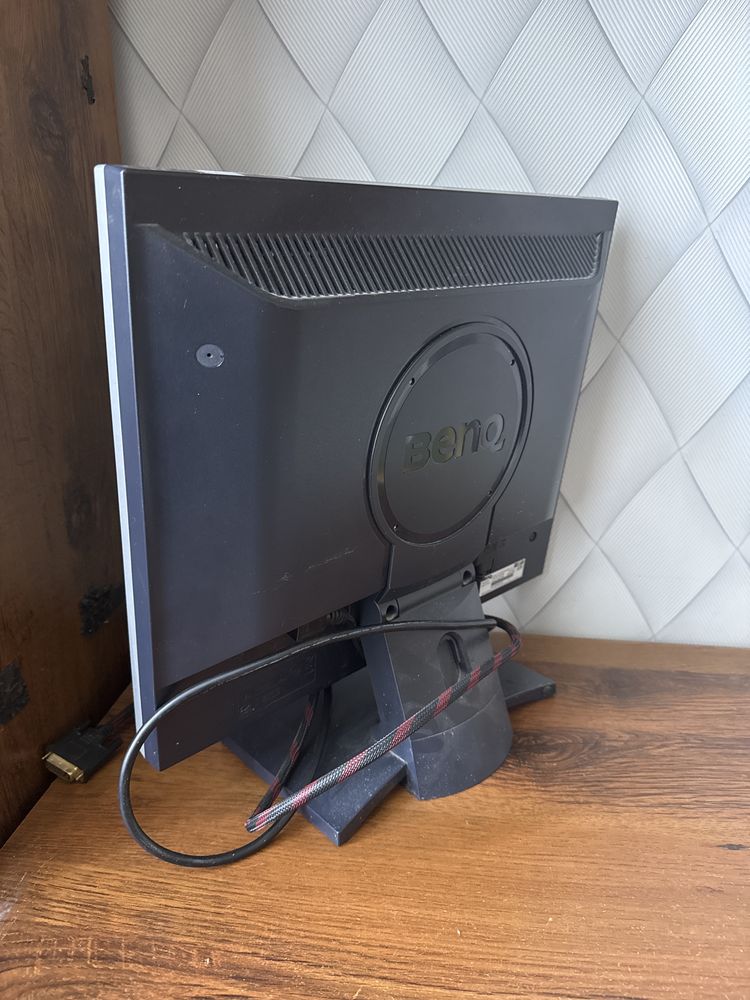 Монитор Benq без дефектов