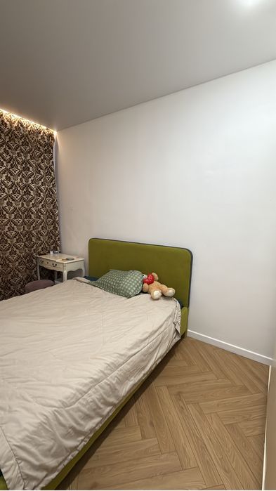 Кровать с подьемным механизмом