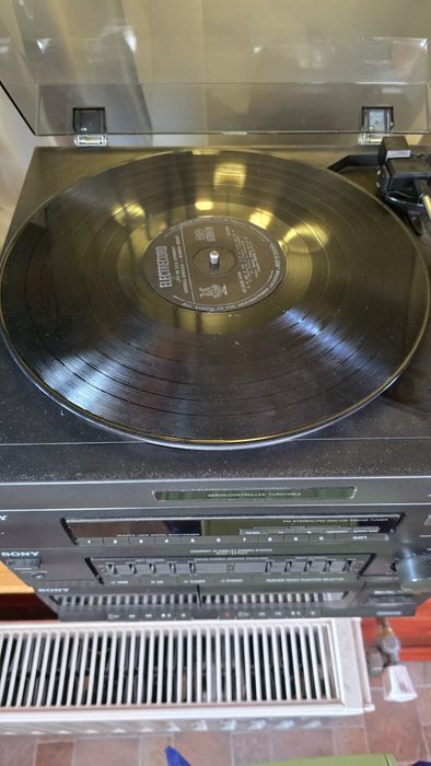 Pick up & dublu radio casetofon Sony