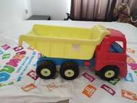 Детски камион с каросерия