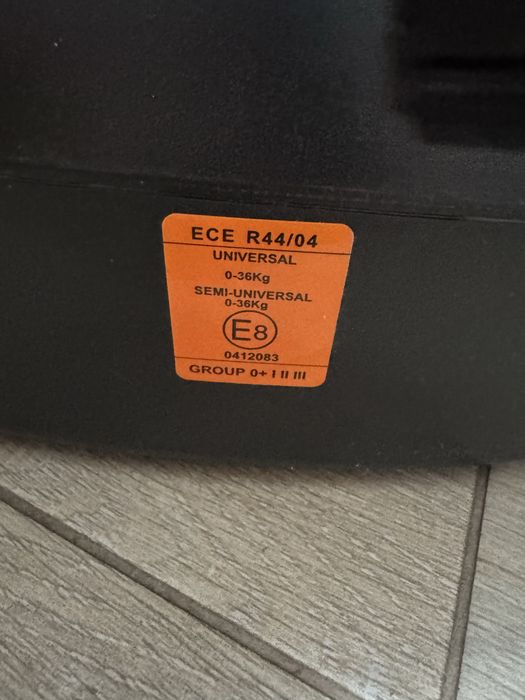 Scaun auto - Certificat R129, top calitate-pret, f stabil, ca nou