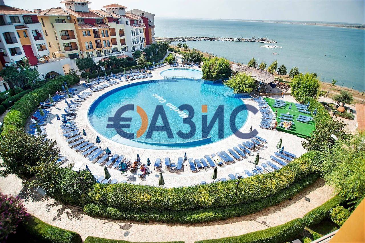 Студио 3 от., "Марина Кейп", Ахелой, 45,3 кв. м., цена 56700 евро