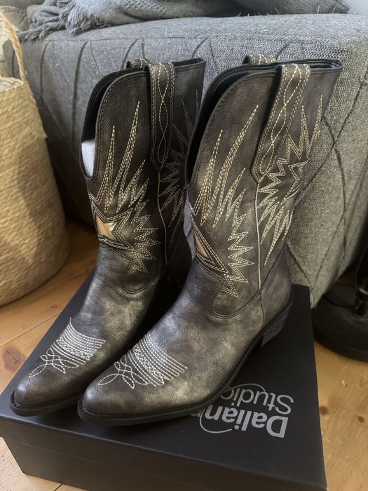 Женские сапоги, казачки, казаки