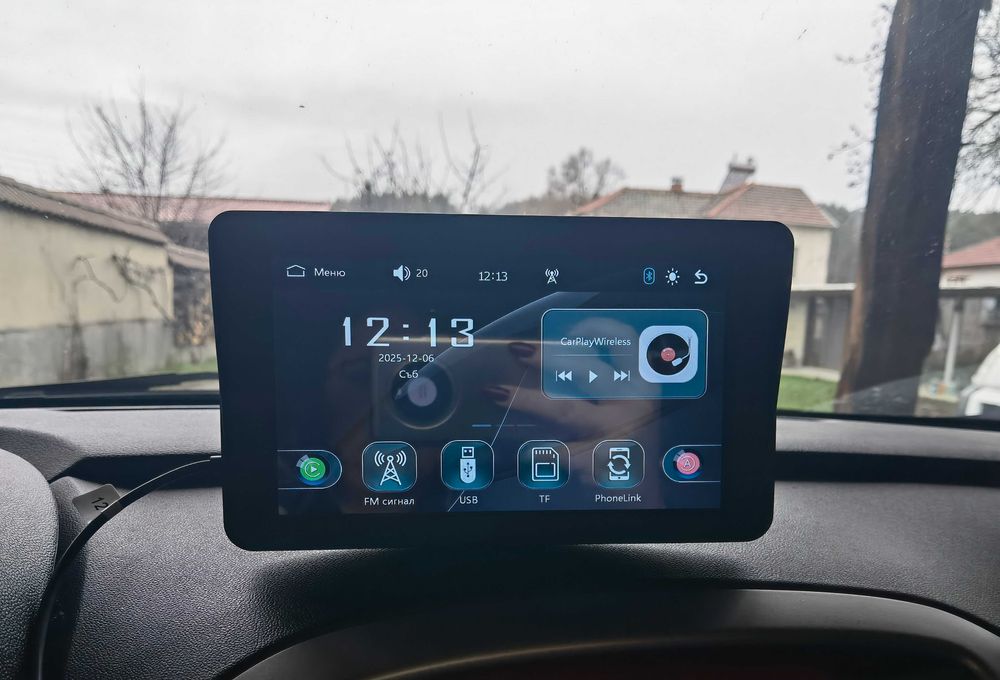 Автомобилен дисплей Carplay в гаранция