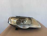 Far dreapta xenon Vw Passat B6 dupa 2005 cod 3C0941752D