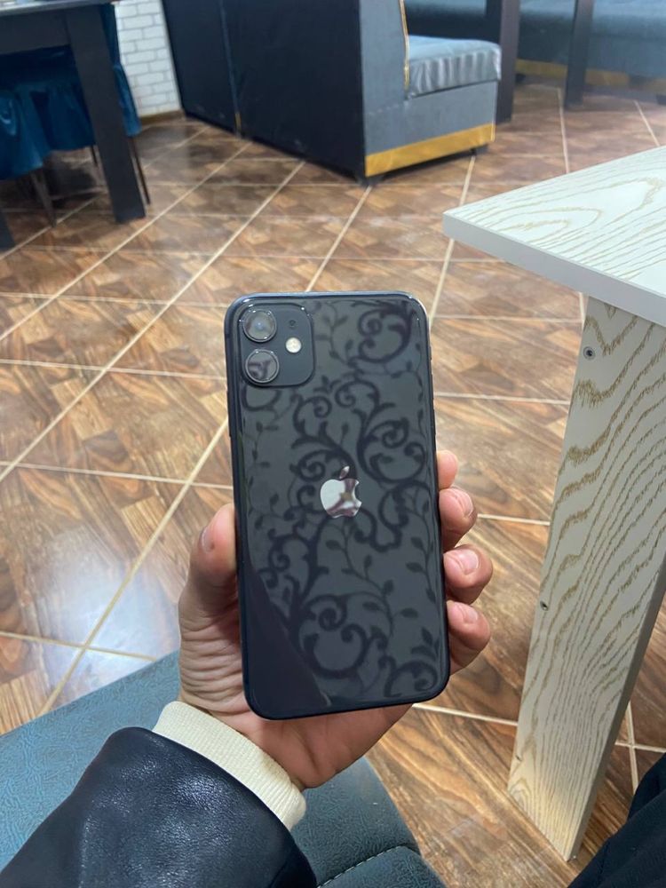 iphone 11 128gb 79% emk