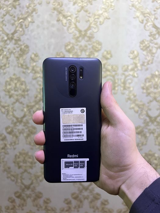 Redmi 9,64 Gb.