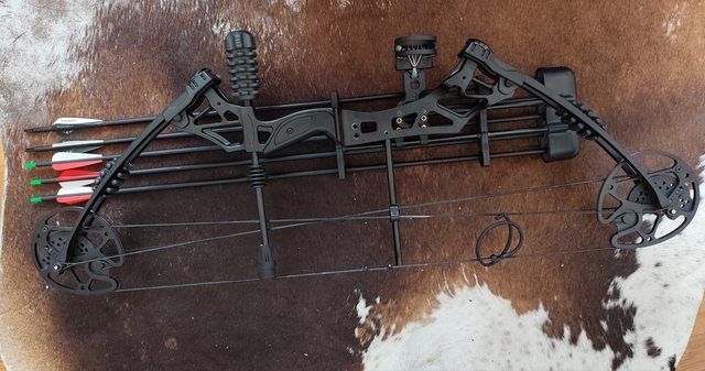 Compound bow / Полиспастен лък CB ROBIN MASTER