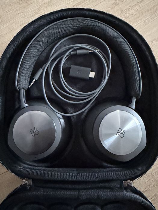 Vand casti wireless Bang&Oulfsen Portal