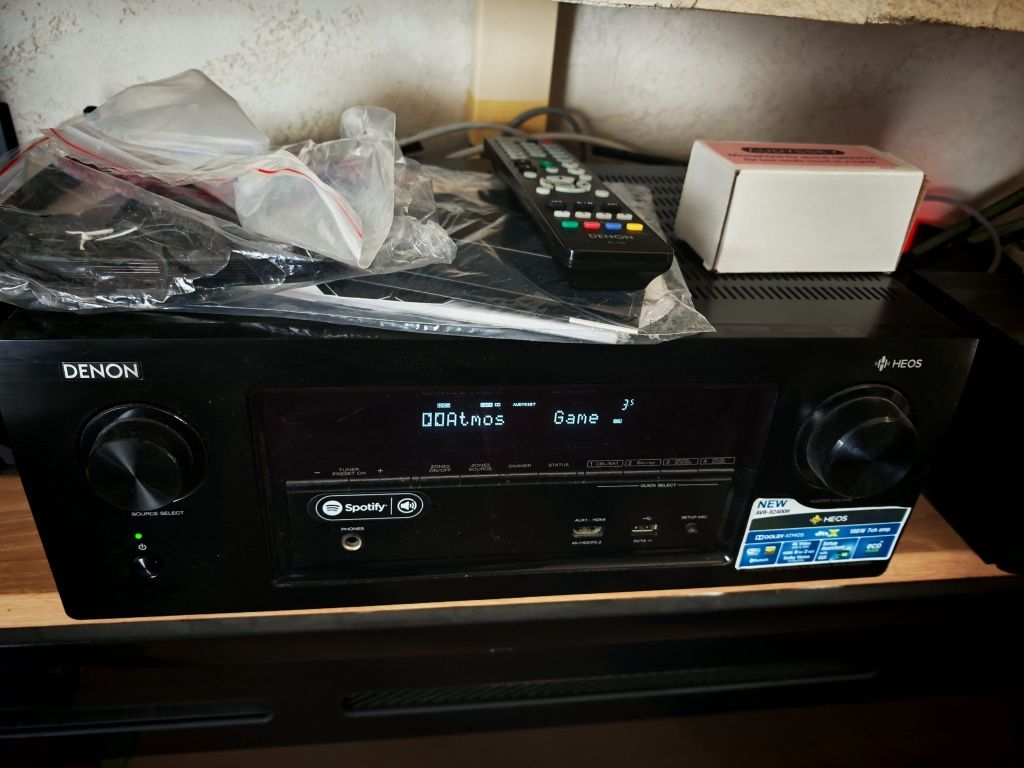 Продавам Denon 2400h