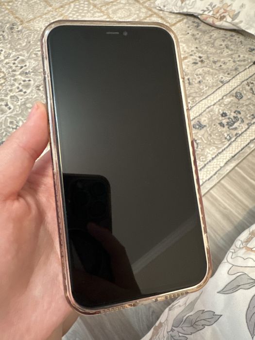iPhone 11 128 gb продам за 70к