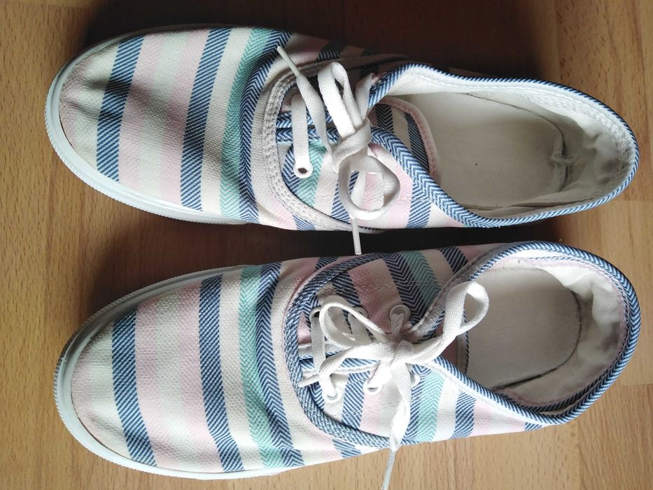 Маратонки ,Платненки,Кецове различни номера