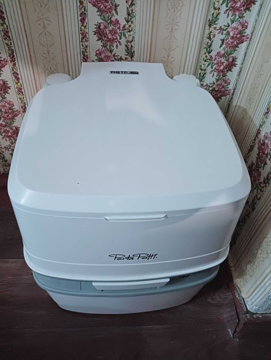 Биотуалет для дачи или пожилых