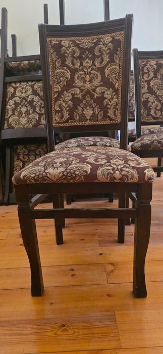 Yog’ochdan yasalgan eski va yangi KURSILAR