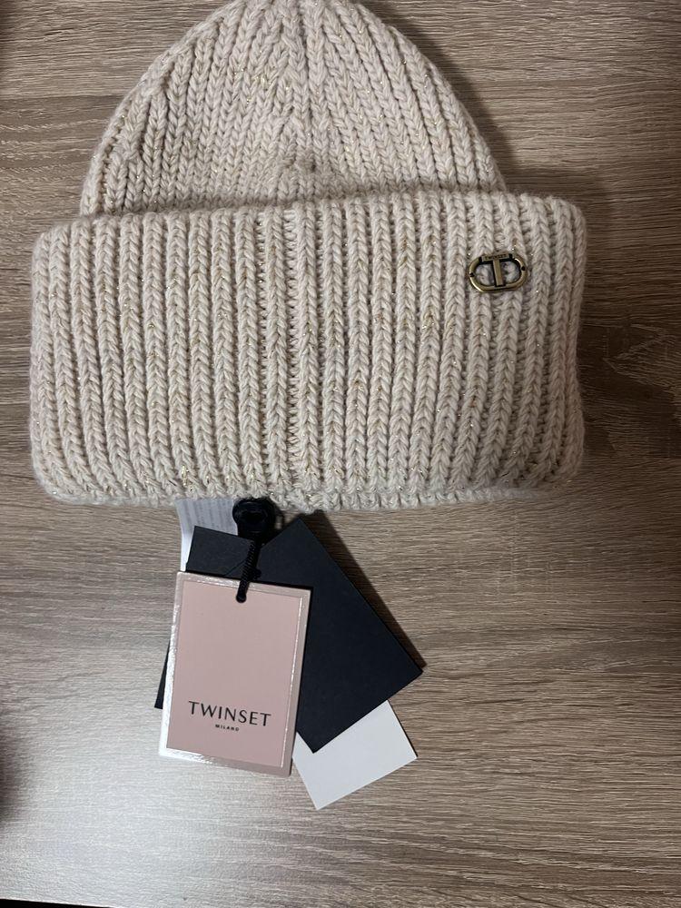 Зимна шапка Twinset