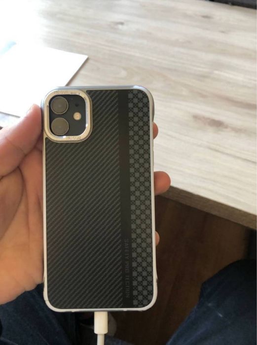 Iphone 11 64 gb 79 yomkis