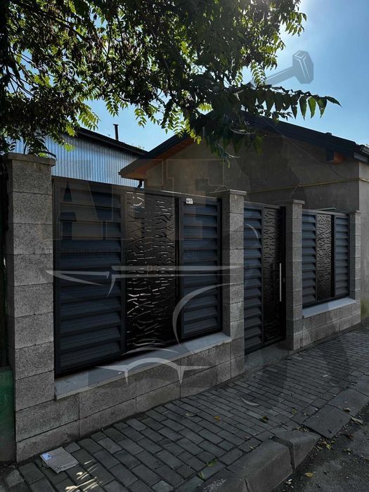 Vând garduri și porți