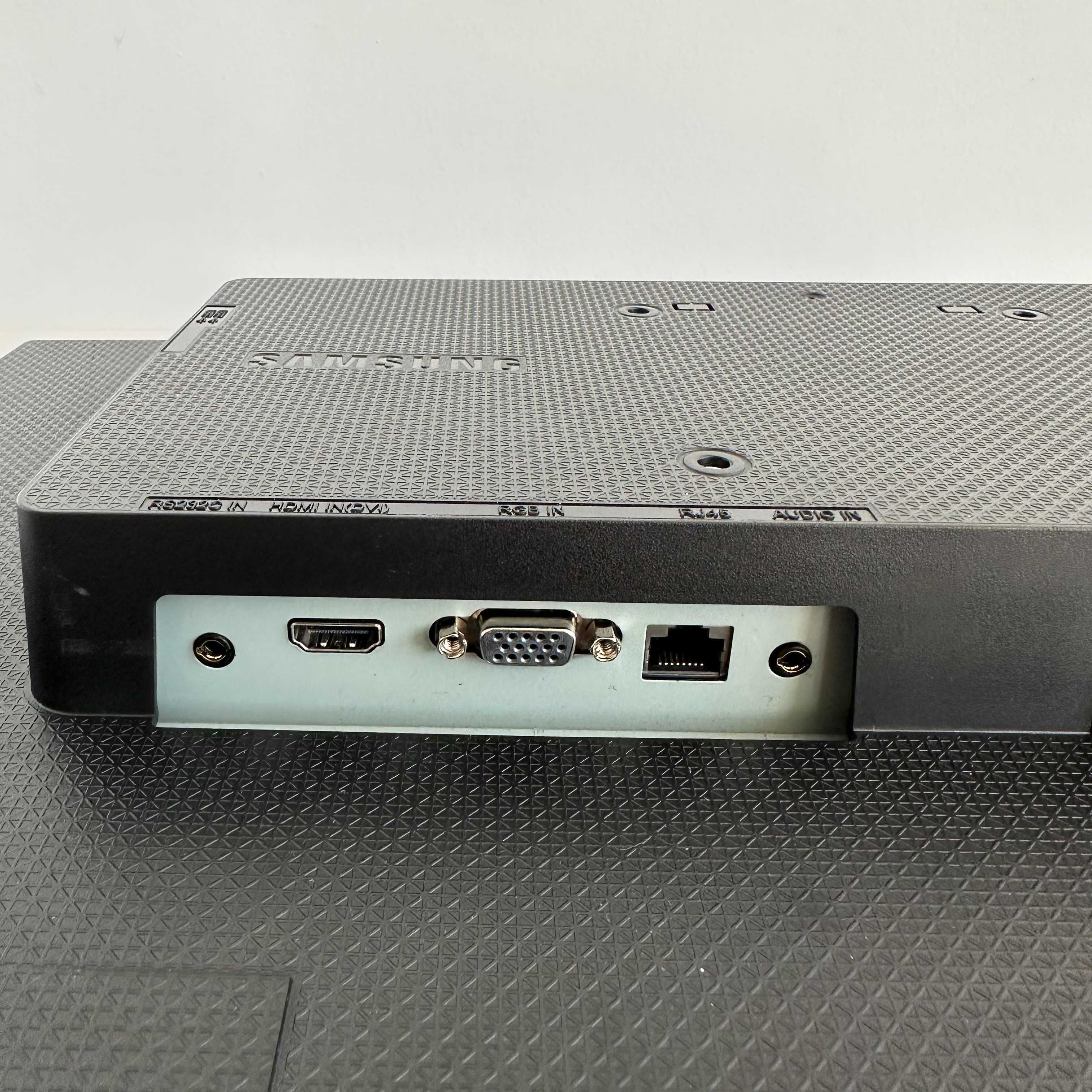 Промо : Монитор Samsung 22" (1920x1080)/HDMI + стойка за стена