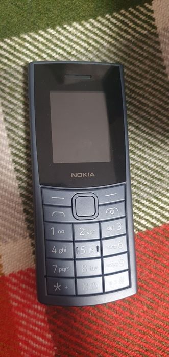 Vand 2 telefoane Nokia sigilate.