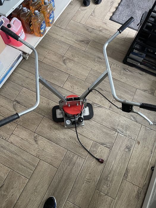 Dispozitiv /ventuză cu vacuum