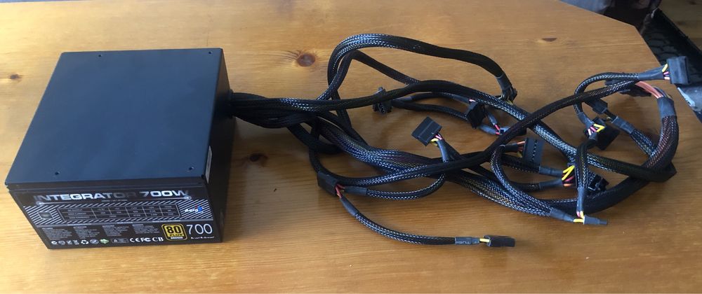 Захранване 700W 80 Plus Integrator