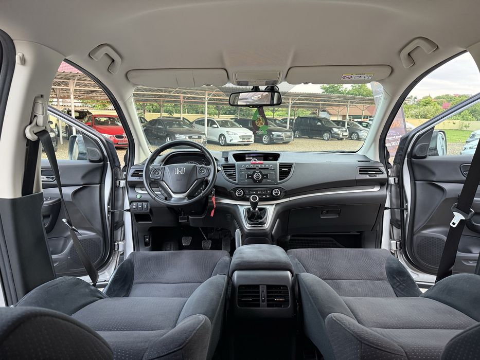 Honda CR-V Elegance / 1.6 DTEC 120 CP / Decembrie 2014 / 10.499€