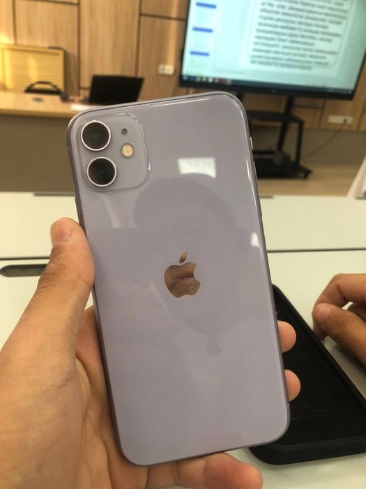 Iphone 11 64 gb емкость 70