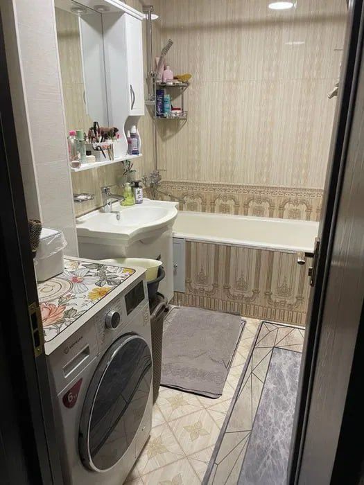 Продается квартира 4/2/9 Башлык_ общ.пл 105кв.м